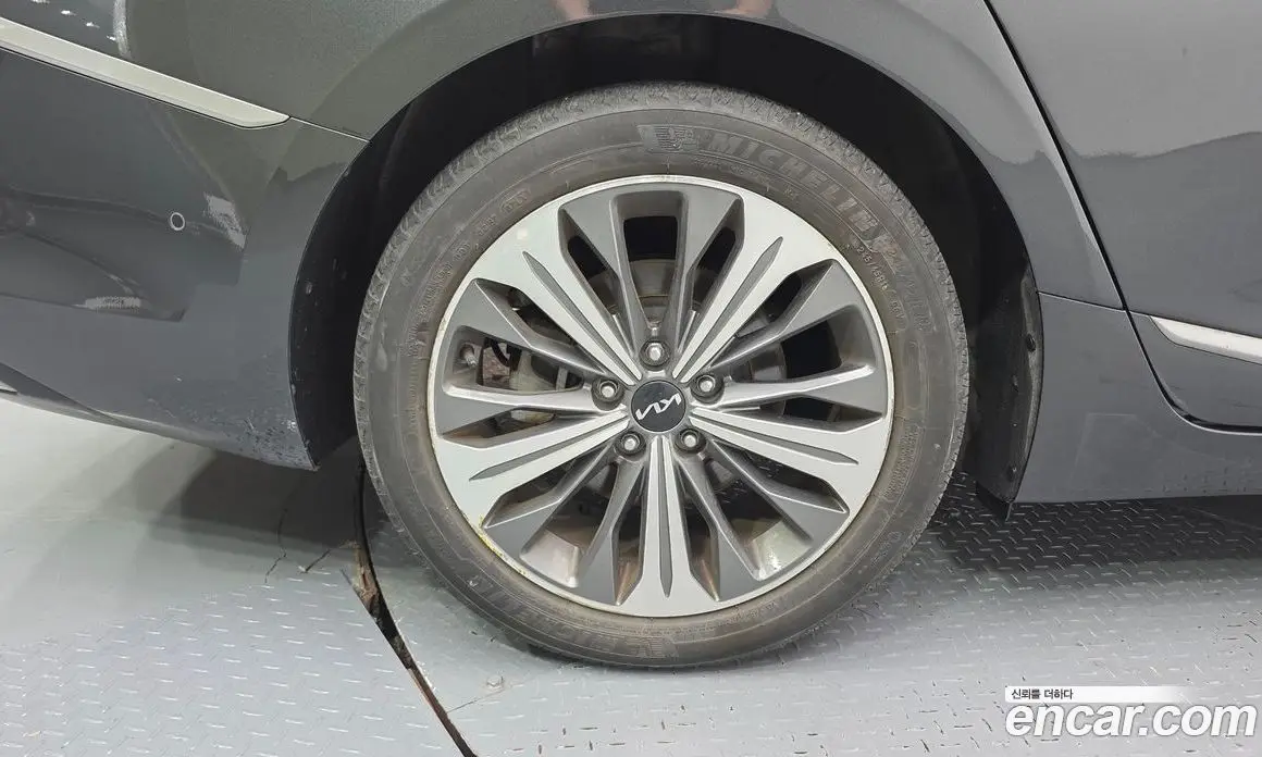 Kia K8 2022 2.5 автомат (гидро), фото 5 Kia K8 2022 2.5 автомат (гидро), фото 5