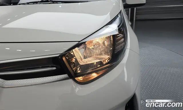 Kia Morning 2023 1.0 автомат (гидро), миниатюра 8 Kia Morning 2023 1.0 автомат (гидро), миниатюра 8