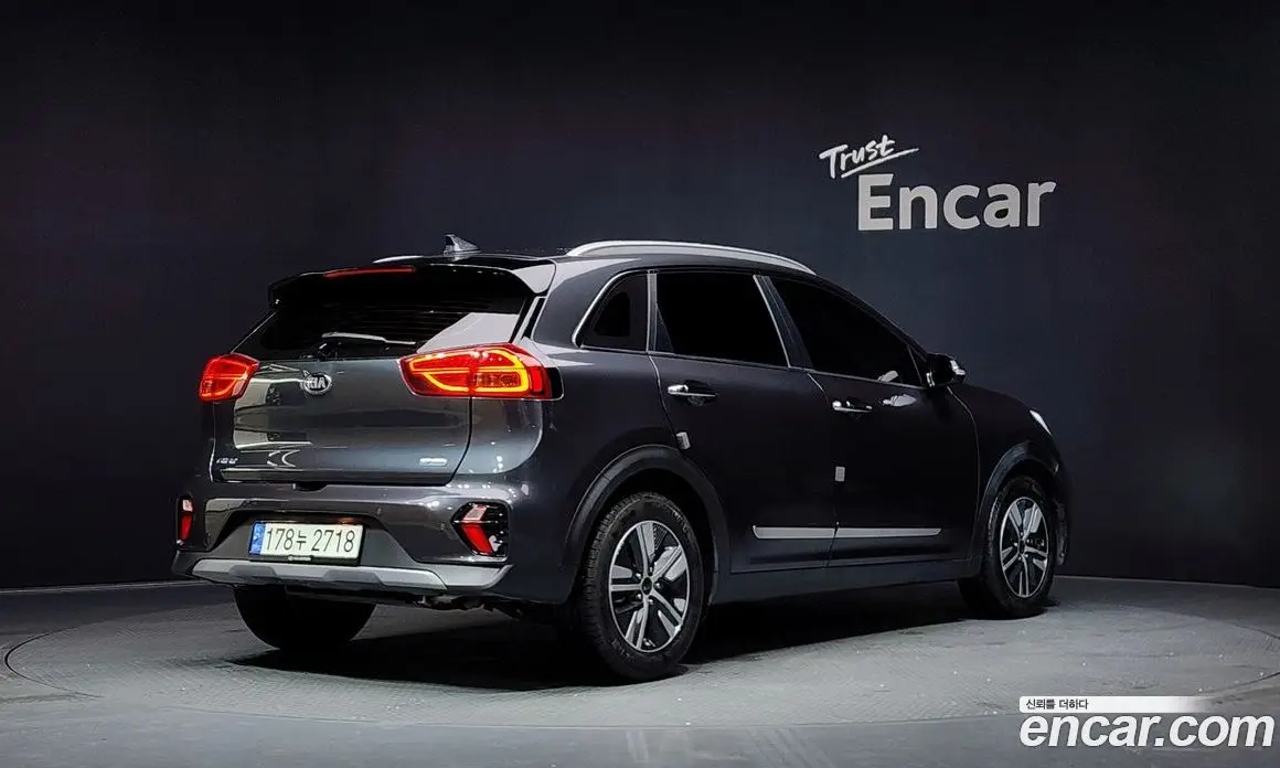 Kia Niro 2021 1.6 автомат (гидро), фото 2 Kia Niro 2021 1.6 автомат (гидро), фото 2