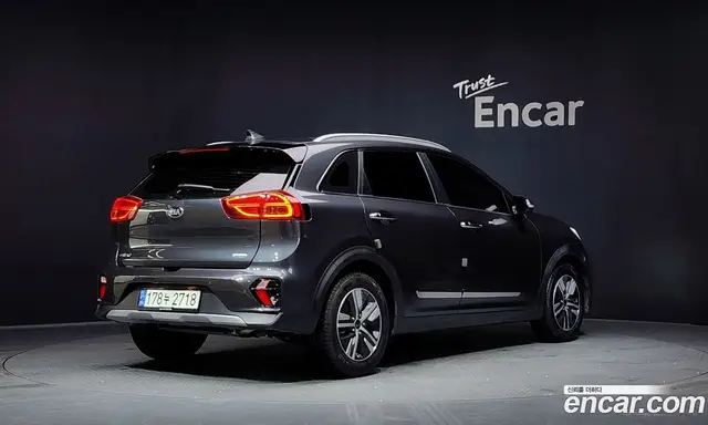 Kia Niro 2021 1.6 автомат (гидро), миниатюра 2 Kia Niro 2021 1.6 автомат (гидро), миниатюра 2