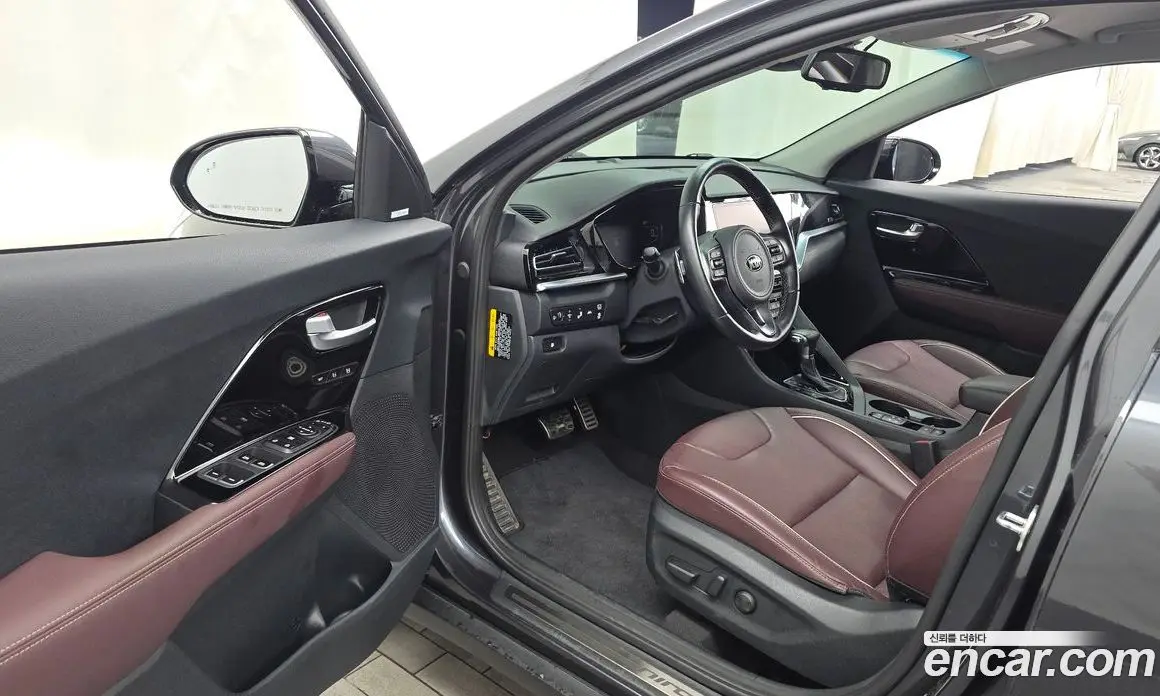 Kia Niro 2021 1.6 автомат (гидро), фото 13 Kia Niro 2021 1.6 автомат (гидро), фото 13