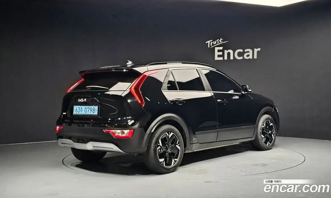 Kia Niro 2023 0.2 автомат (гидро), фото 1 Kia Niro 2023 0.2 автомат (гидро), фото 1