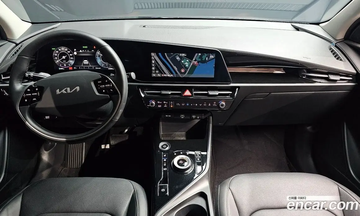 Kia Niro 2023 0.2 автомат (гидро), фото 9 Kia Niro 2023 0.2 автомат (гидро), фото 9