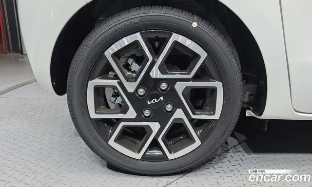 Kia Ray 2025 1.0 автомат (гидро), миниатюра 5 Kia Ray 2025 1.0 автомат (гидро), миниатюра 5