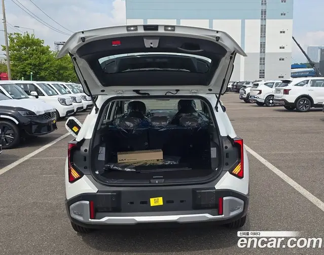 Kia Seltos 2026 1.6 автомат (гидро), миниатюра 12 Kia Seltos 2026 1.6 автомат (гидро), миниатюра 12