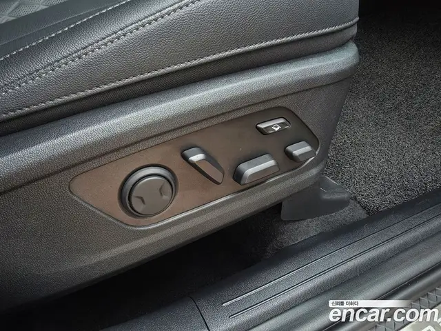 Kia Sorento 2024 2.5 автомат (гидро), миниатюра 11