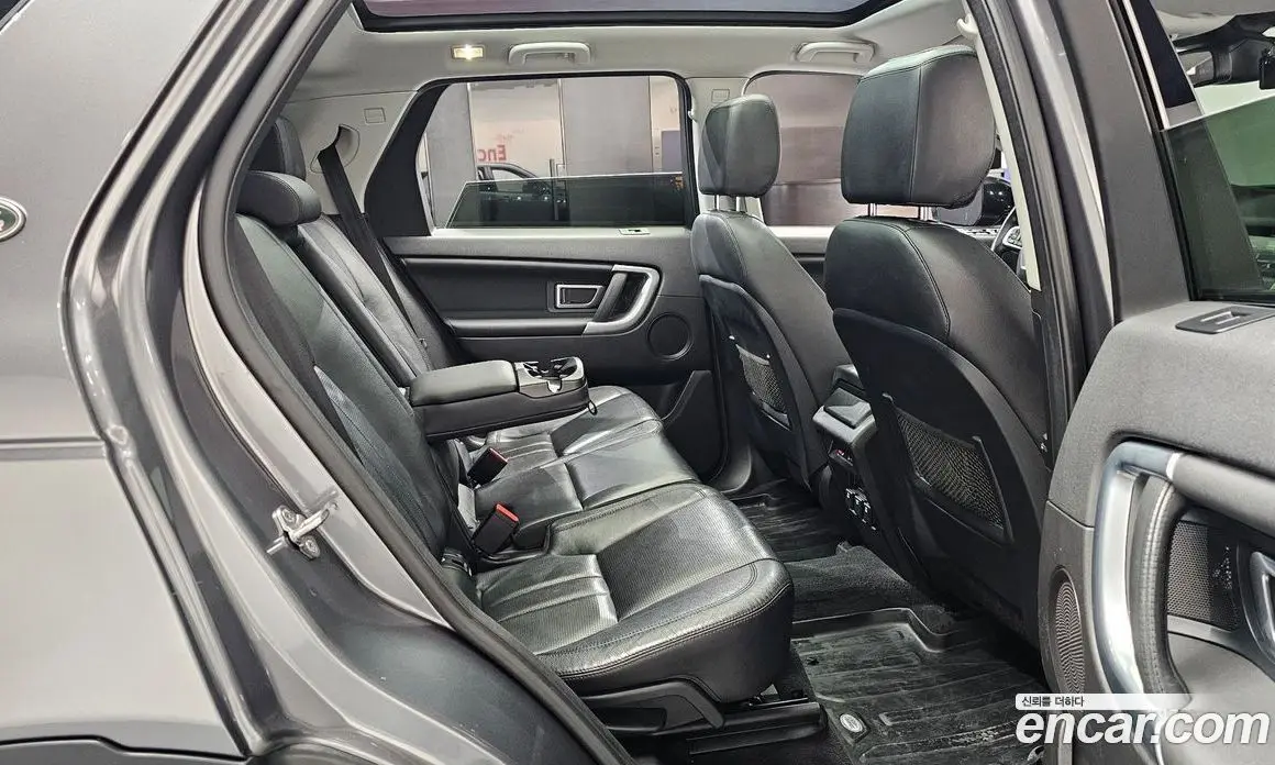 Land Rover Discovery Sport 2016 2.0 автомат (гидро), фото 16 Land Rover Discovery Sport 2016 2.0 автомат (гидро), фото 16