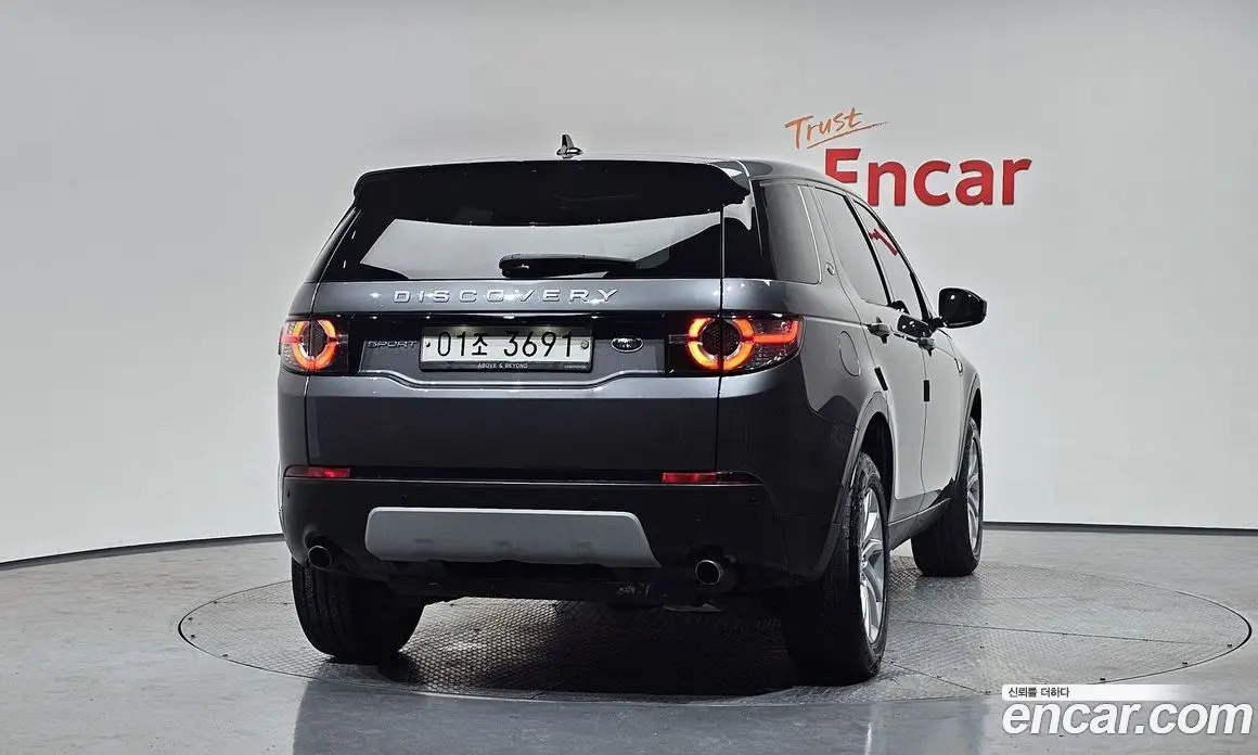 Land Rover Discovery Sport 2016 2.0 автомат (гидро), фото 3 Land Rover Discovery Sport 2016 2.0 автомат (гидро), фото 3