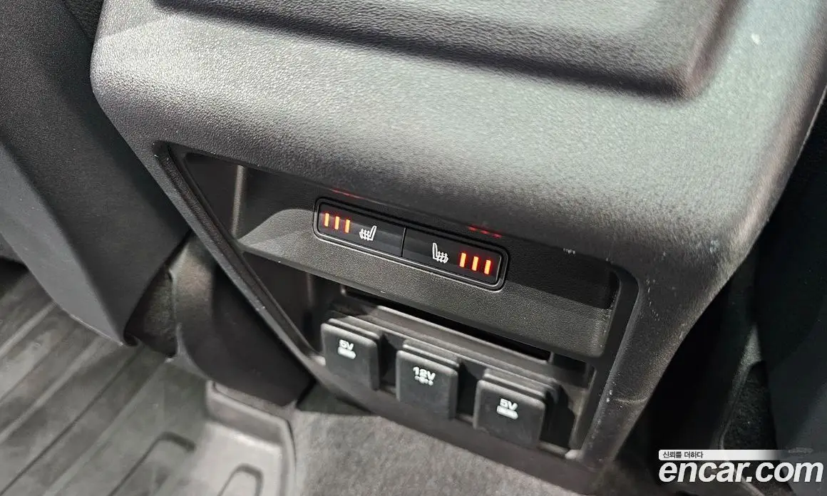Land Rover Discovery Sport 2016 2.0 автомат (гидро), фото 23 Land Rover Discovery Sport 2016 2.0 автомат (гидро), фото 23