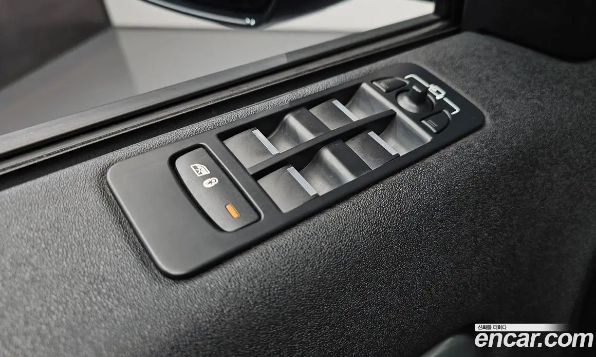 Land Rover Discovery Sport 2016 2.0 автомат (гидро), фото 27 Land Rover Discovery Sport 2016 2.0 автомат (гидро), фото 27