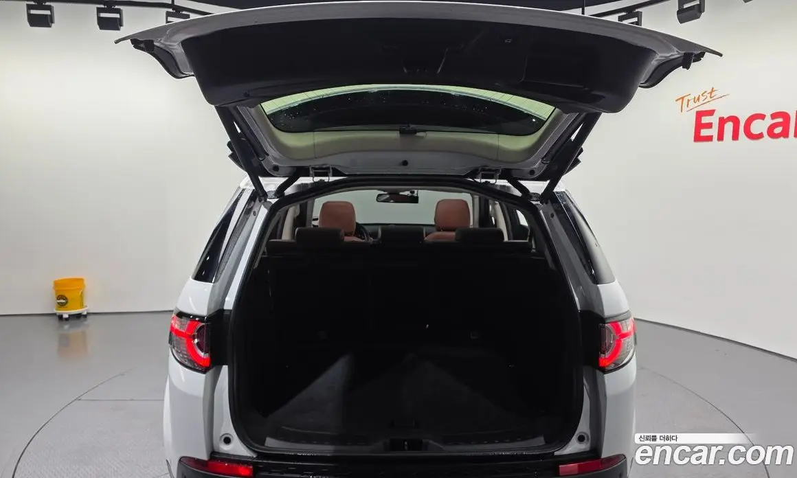 Land Rover Discovery Sport 2016 2.0 автомат (гидро), фото 20 Land Rover Discovery Sport 2016 2.0 автомат (гидро), фото 20