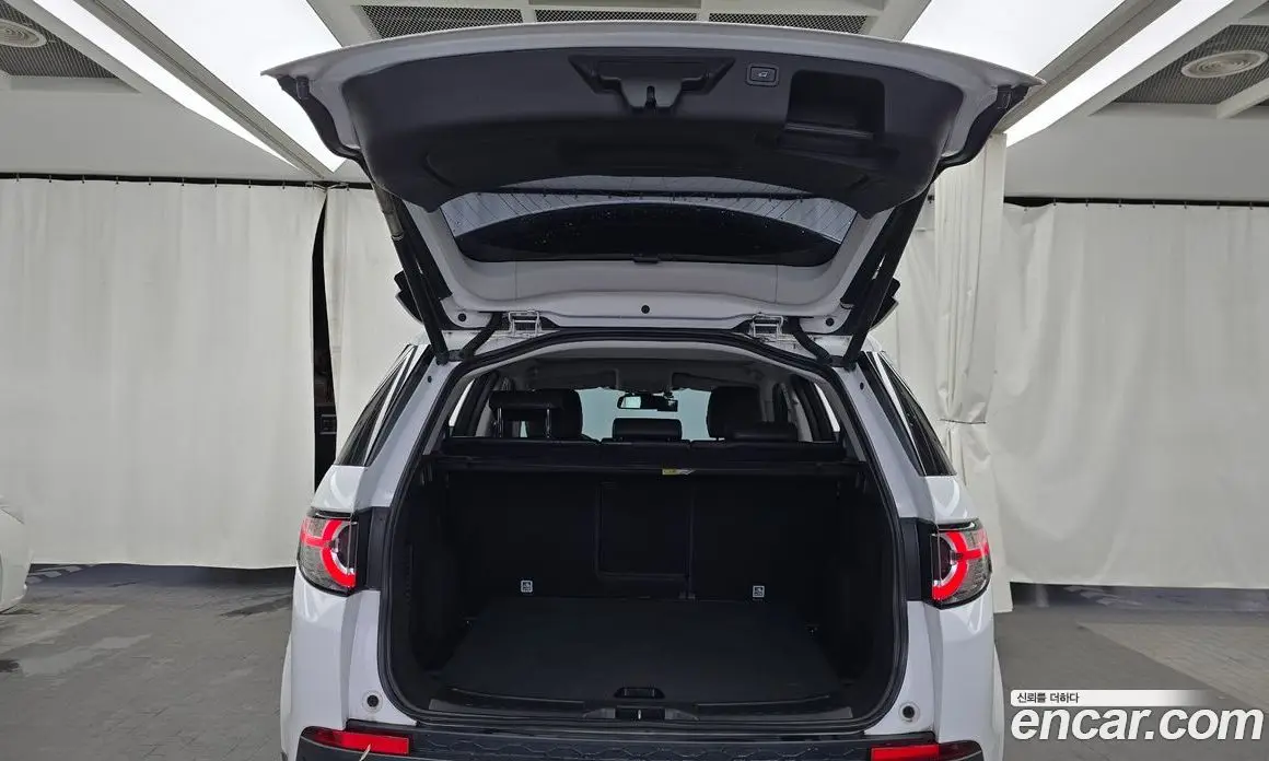 Land Rover Discovery Sport 2018 2.0 автомат (гидро), фото 20 Land Rover Discovery Sport 2018 2.0 автомат (гидро), фото 20
