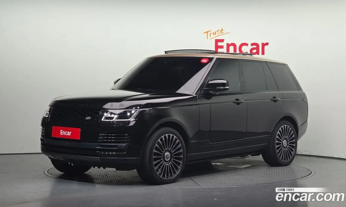 Land Rover Range Rover 2018 4.4 автомат (гидро), фото 1 Land Rover Range Rover 2018 4.4 автомат (гидро), фото 1