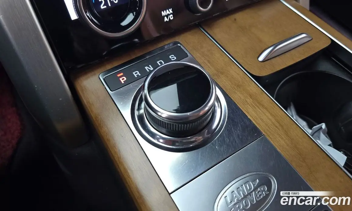 Land Rover Range Rover 2018 4.4 автомат (гидро), фото 12 Land Rover Range Rover 2018 4.4 автомат (гидро), фото 12