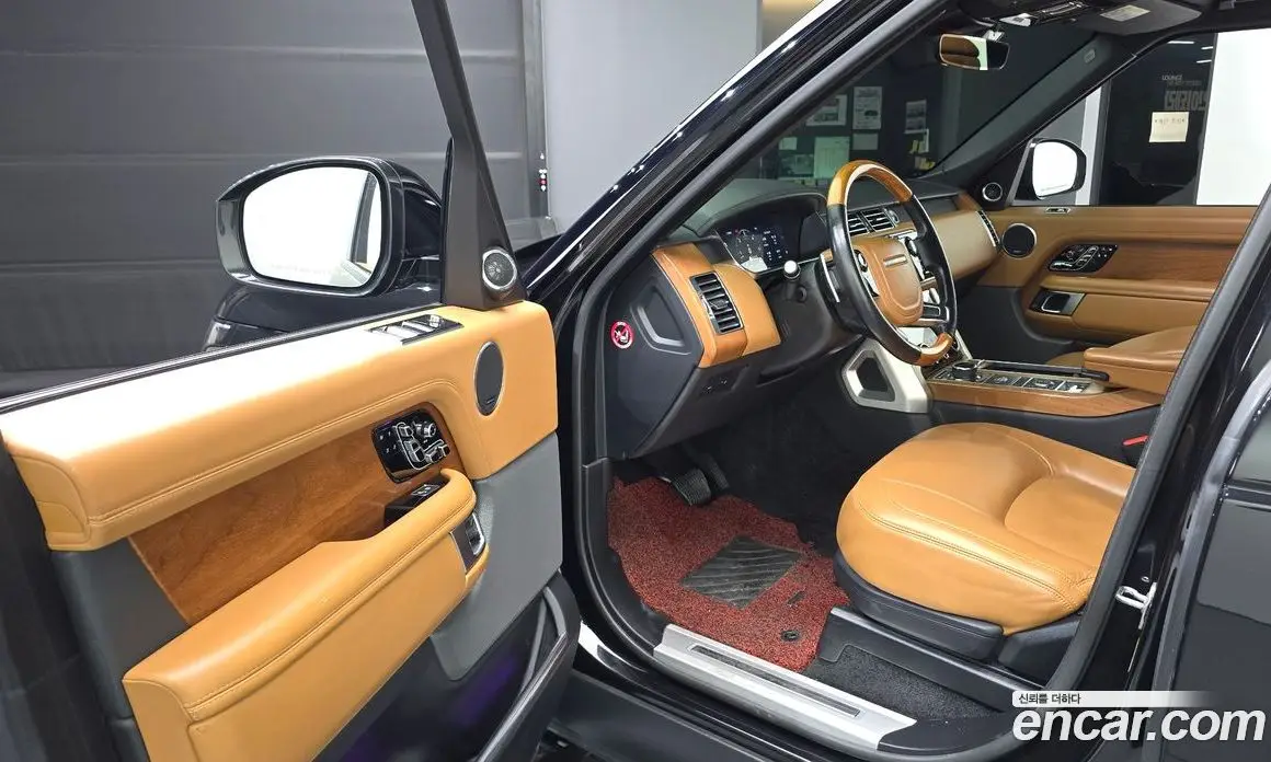 Land Rover Range Rover 2018 4.4 автомат (гидро), фото 13 Land Rover Range Rover 2018 4.4 автомат (гидро), фото 13