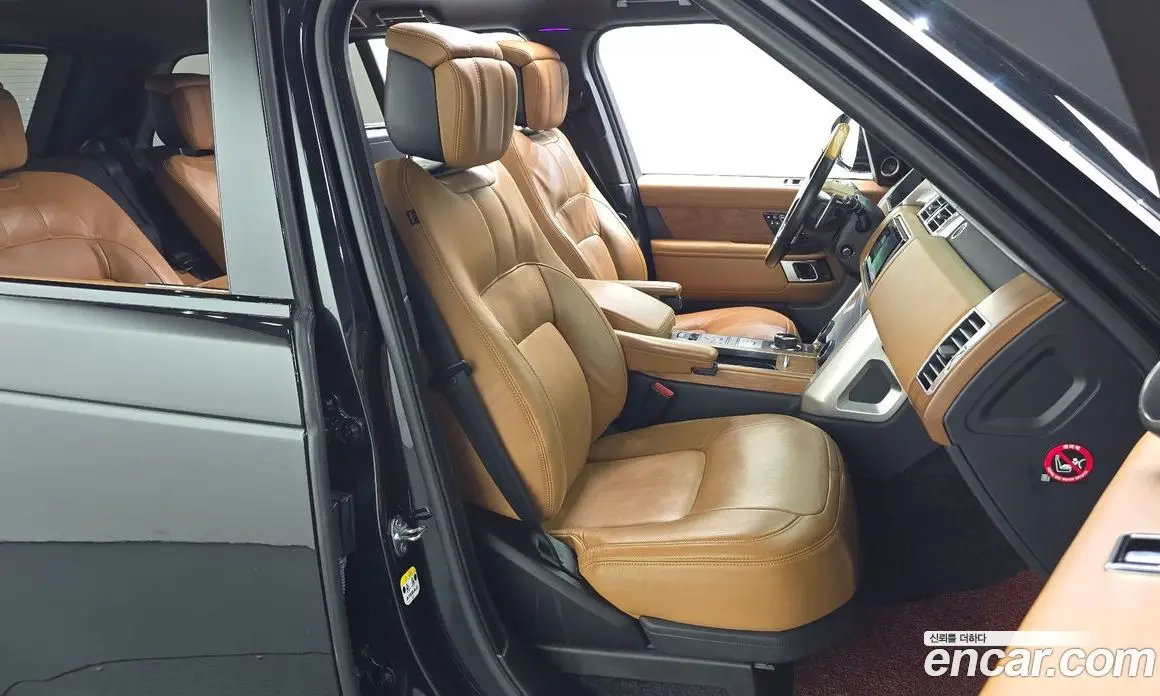 Land Rover Range Rover 2018 4.4 автомат (гидро), фото 16 Land Rover Range Rover 2018 4.4 автомат (гидро), фото 16