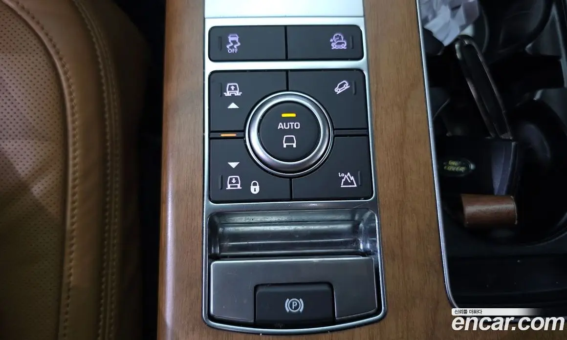 Land Rover Range Rover 2018 4.4 автомат (гидро), фото 27 Land Rover Range Rover 2018 4.4 автомат (гидро), фото 27