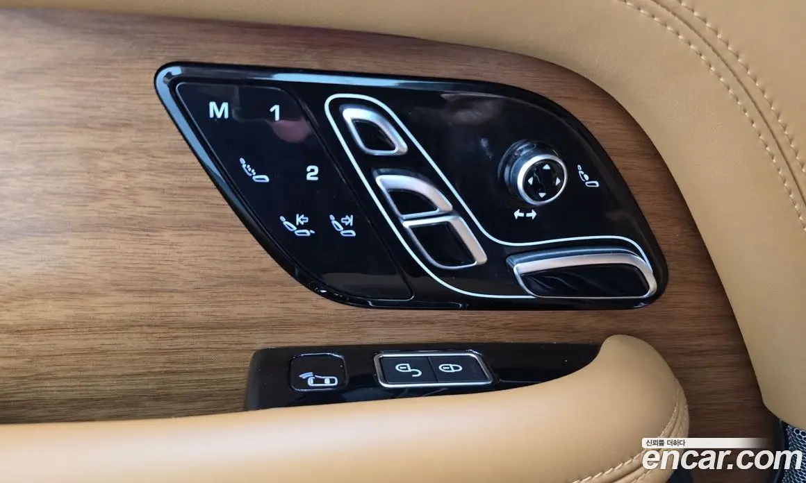 Land Rover Range Rover 2018 4.4 автомат (гидро), фото 37 Land Rover Range Rover 2018 4.4 автомат (гидро), фото 37