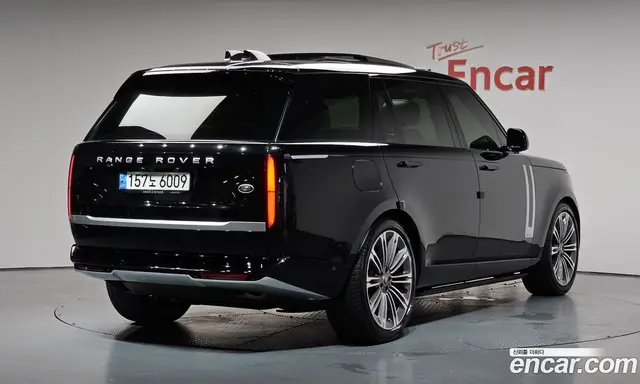 Land Rover Range Rover 2022 4.4 автомат (гидро), миниатюра 1 Land Rover Range Rover 2022 4.4 автомат (гидро), миниатюра 1