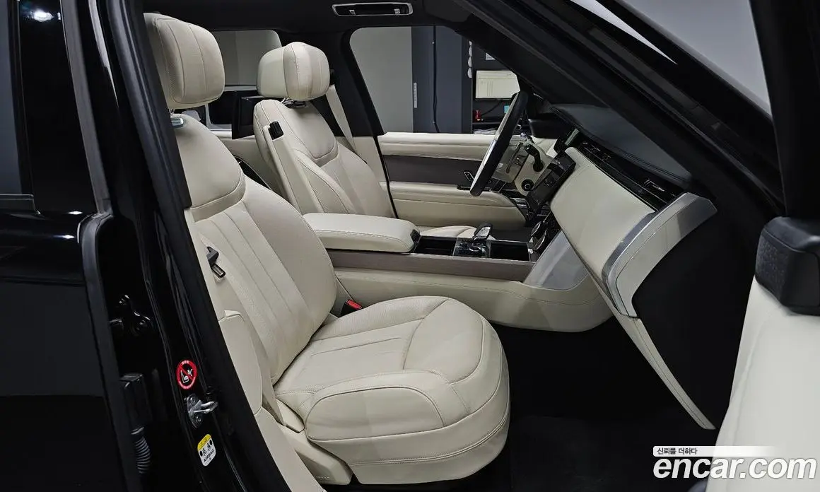 Land Rover Range Rover 2022 4.4 автомат (гидро), фото 15 Land Rover Range Rover 2022 4.4 автомат (гидро), фото 15