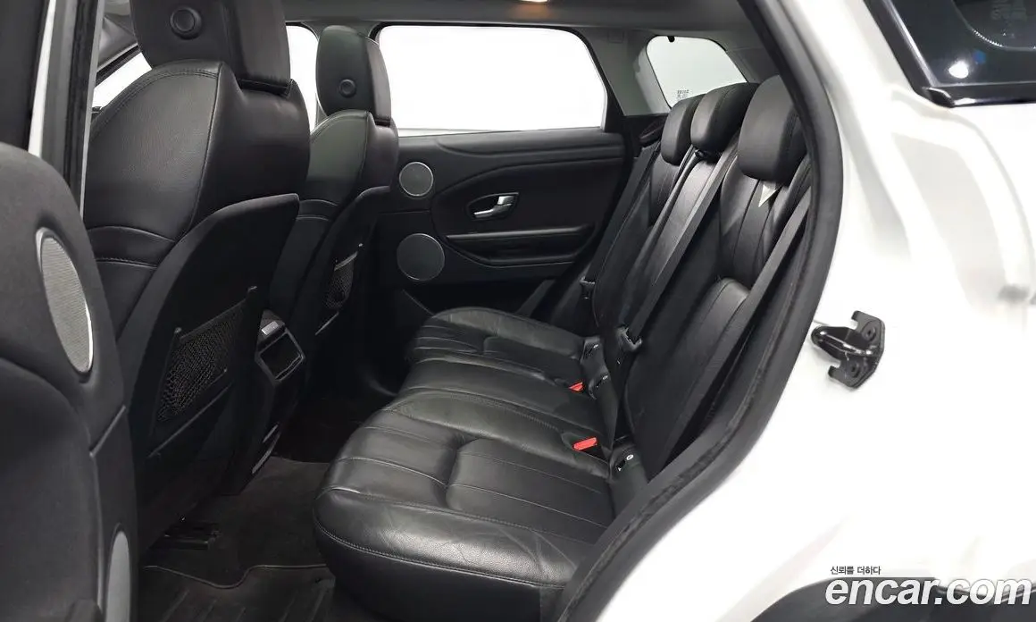 Land Rover Range Rover Evoque 2017 2.0 автомат (гидро), фото 12
