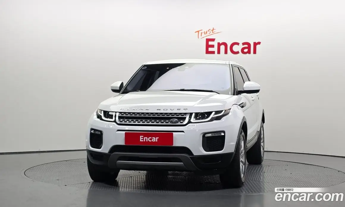 Land Rover Range Rover Evoque 2017 2.0 автомат (гидро), фото 3