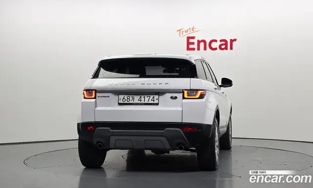 Land Rover Range Rover Evoque 2017 2.0 автомат (гидро), миниатюра 4