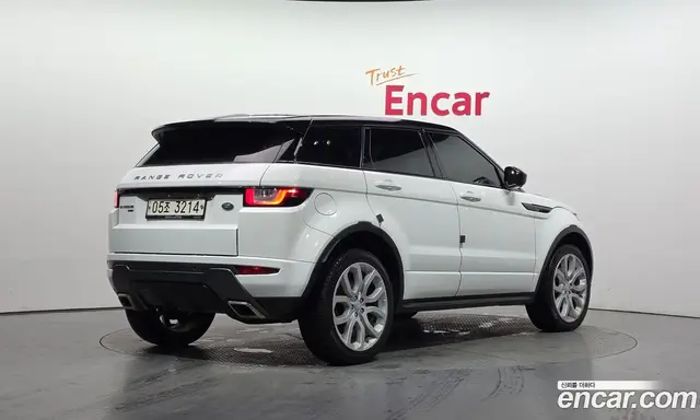 Land Rover Range Rover Evoque 2017 2.0 автомат (гидро), миниатюра 2 Land Rover Range Rover Evoque 2017 2.0 автомат (гидро), миниатюра 2