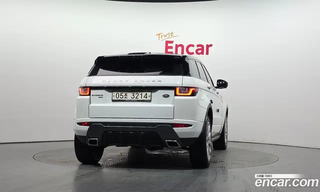 Land Rover Range Rover Evoque 2017 2.0 автомат (гидро), миниатюра 4 Land Rover Range Rover Evoque 2017 2.0 автомат (гидро), миниатюра 4