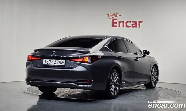Lexus ES 2020 2.5 автомат (гидро), миниатюра 2 Lexus ES 2020 2.5 автомат (гидро), миниатюра 2