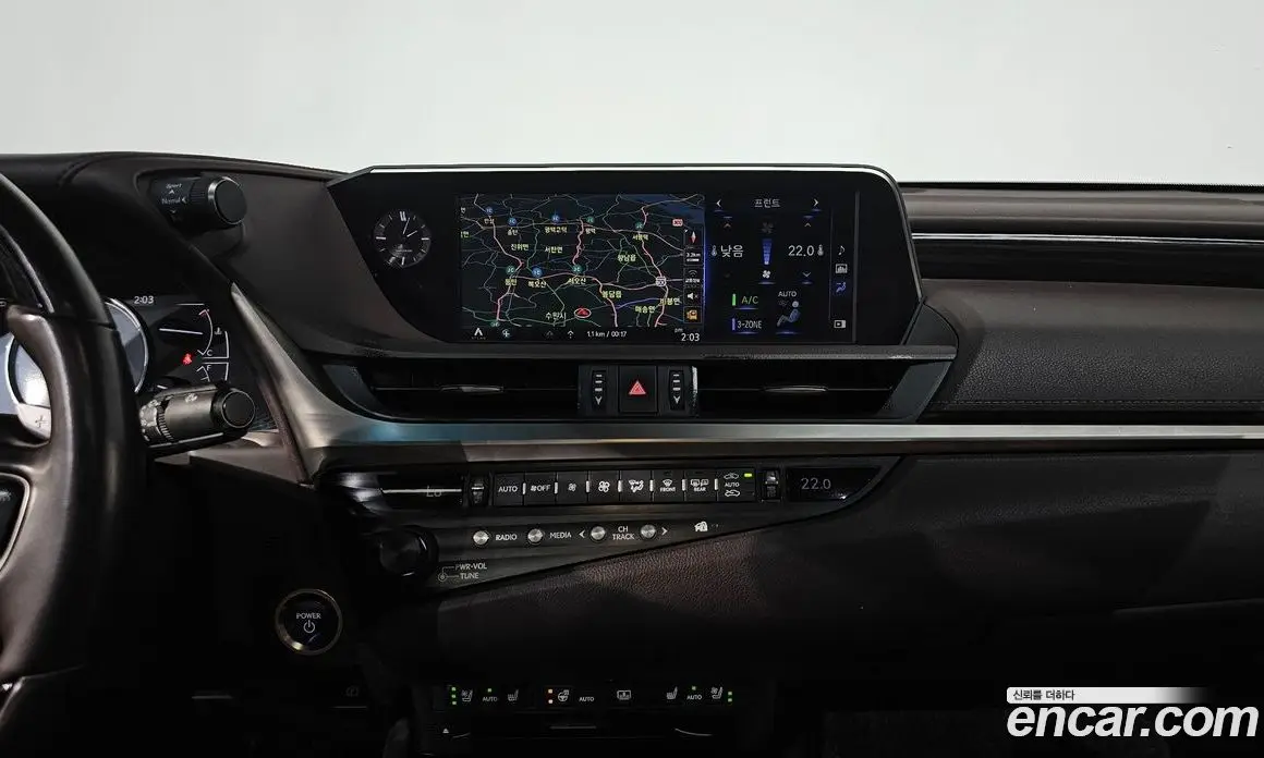 Lexus ES 2020 2.5 автомат (гидро), фото 12 Lexus ES 2020 2.5 автомат (гидро), фото 12