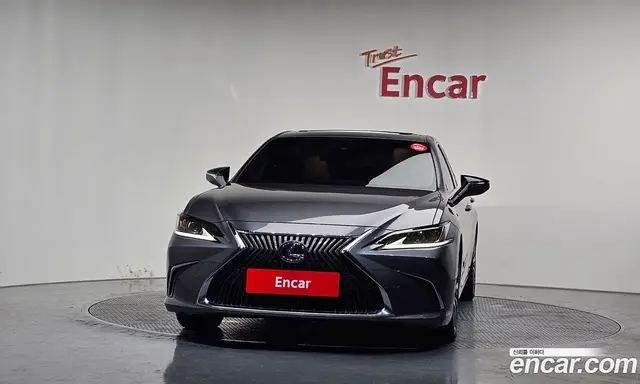 Lexus ES 2020 2.5 автомат (гидро), миниатюра 3 Lexus ES 2020 2.5 автомат (гидро), миниатюра 3