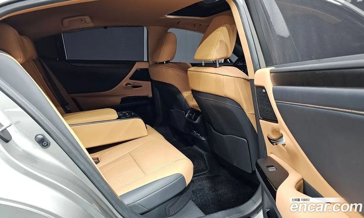 Lexus ES 2024 2.5 автомат (гидро), фото 17 Lexus ES 2024 2.5 автомат (гидро), фото 17