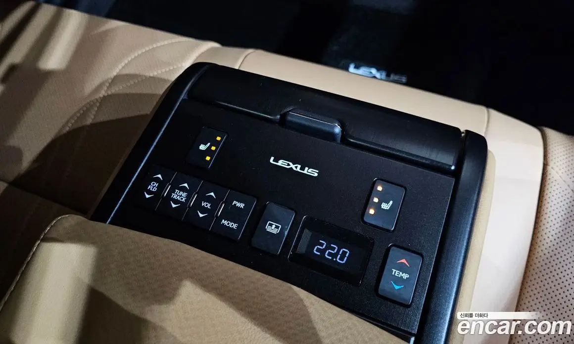 Lexus ES 2024 2.5 автомат (гидро), фото 24 Lexus ES 2024 2.5 автомат (гидро), фото 24