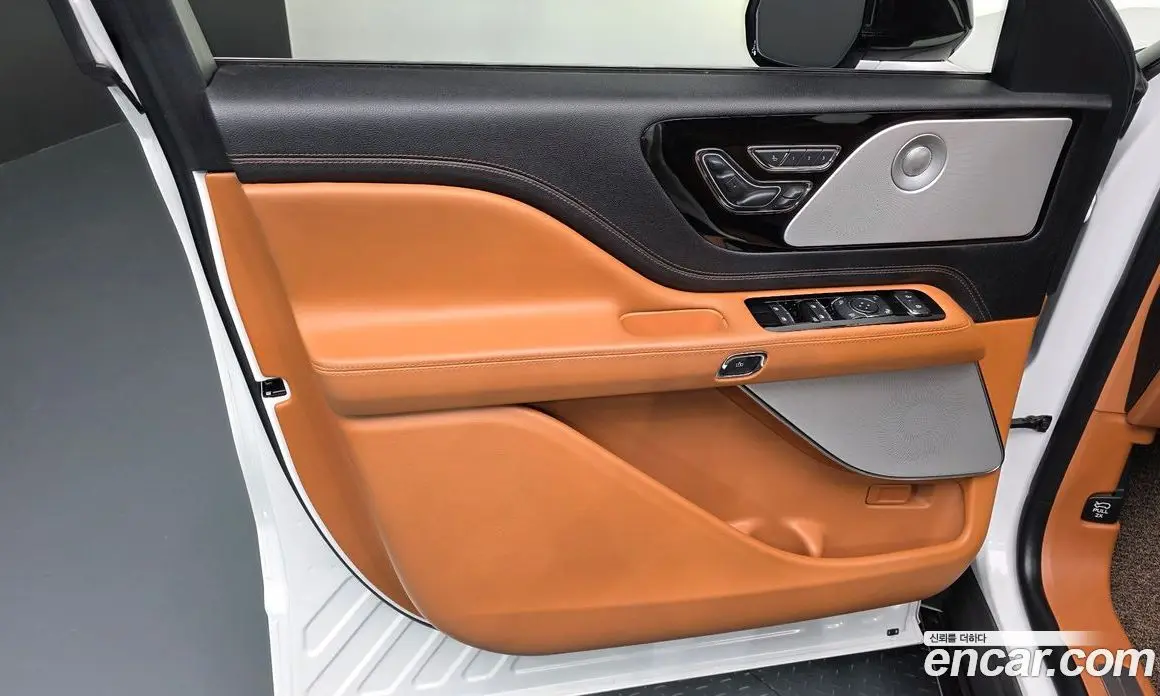 Lincoln Aviator 2023 3.0 автомат (гидро), фото 14 Lincoln Aviator 2023 3.0 автомат (гидро), фото 14
