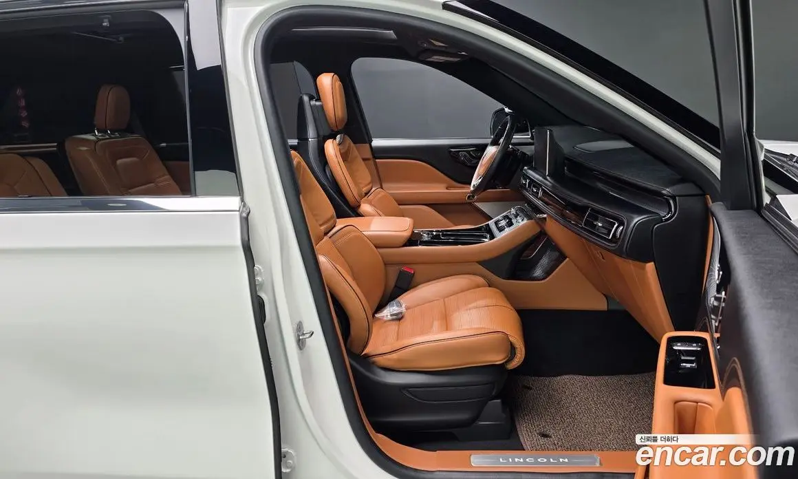 Lincoln Aviator 2023 3.0 автомат (гидро), фото 16 Lincoln Aviator 2023 3.0 автомат (гидро), фото 16