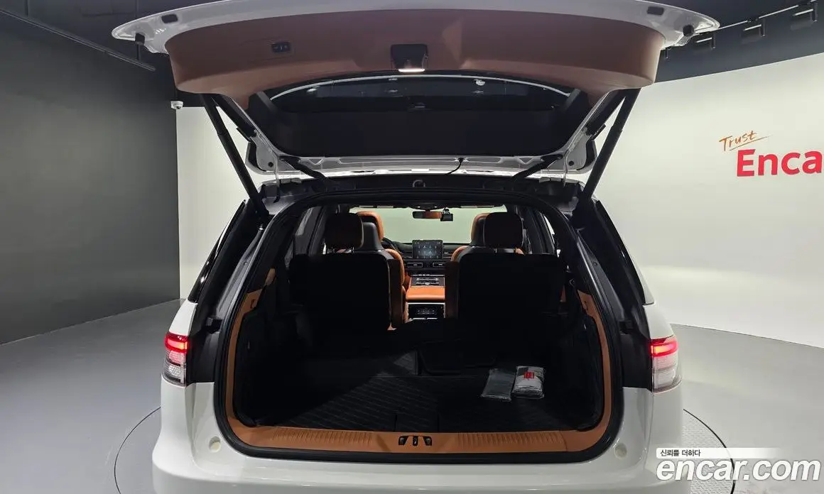 Lincoln Aviator 2023 3.0 автомат (гидро), фото 35 Lincoln Aviator 2023 3.0 автомат (гидро), фото 35
