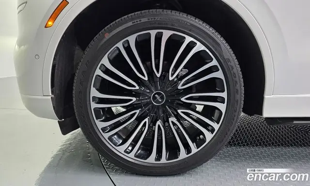 Lincoln Aviator 2023 3.0 автомат (гидро), миниатюра 5 Lincoln Aviator 2023 3.0 автомат (гидро), миниатюра 5