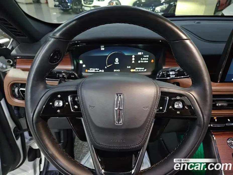 Lincoln Aviator 2023 3.0 автомат (гидро), фото 11 Lincoln Aviator 2023 3.0 автомат (гидро), фото 11