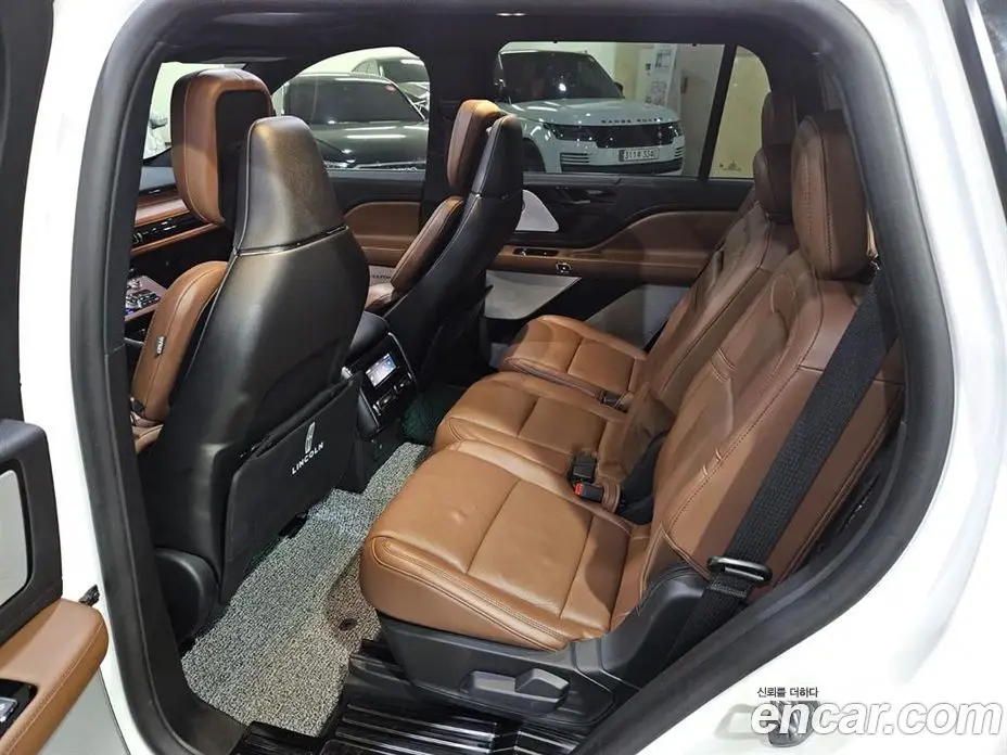 Lincoln Aviator 2023 3.0 автомат (гидро), фото 6 Lincoln Aviator 2023 3.0 автомат (гидро), фото 6