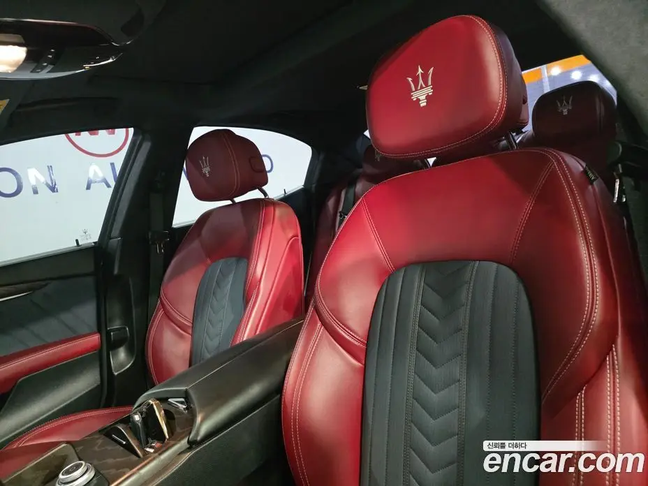 Maserati Ghibli 2019 3.0 автомат (гидро), фото 15 Maserati Ghibli 2019 3.0 автомат (гидро), фото 15