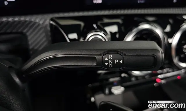 Mercedes-Benz A-Class 2020 2.0 автомат (гидро), миниатюра 11