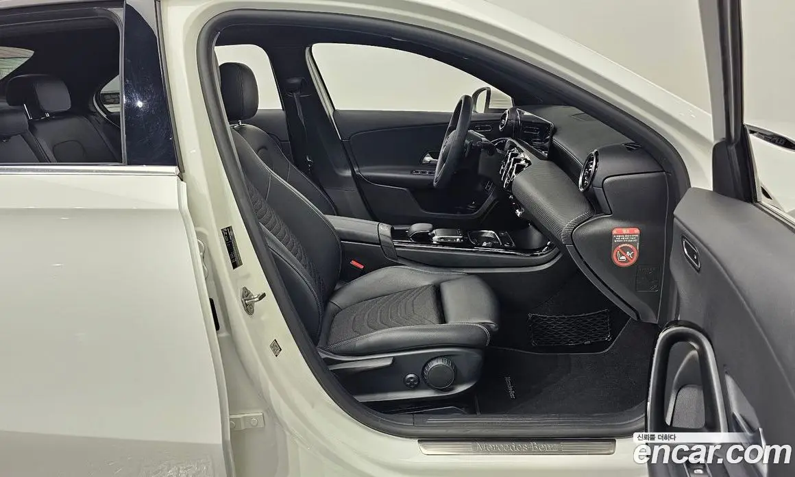 Mercedes-Benz A-Class 2020 2.0 автомат (гидро), фото 16