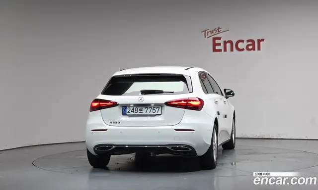 Mercedes-Benz A-Class 2024 2.0 автомат (гидро), миниатюра 3 Mercedes-Benz A-Class 2024 2.0 автомат (гидро), миниатюра 3