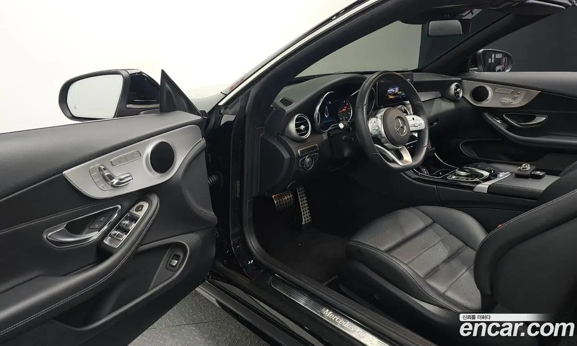 Mercedes-Benz C-Class 2019 2.0 автомат (гидро), фото 16