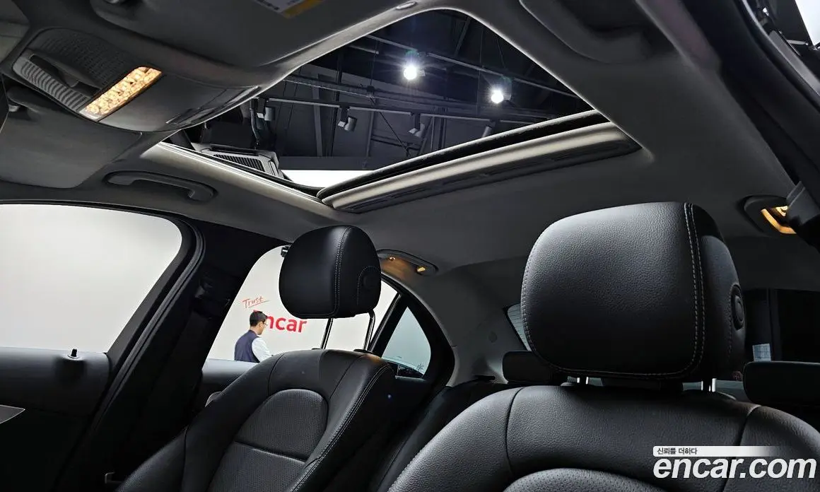 Mercedes-Benz C-Class 2020 1.9 автомат (гидро), фото 18 Mercedes-Benz C-Class 2020 1.9 автомат (гидро), фото 18