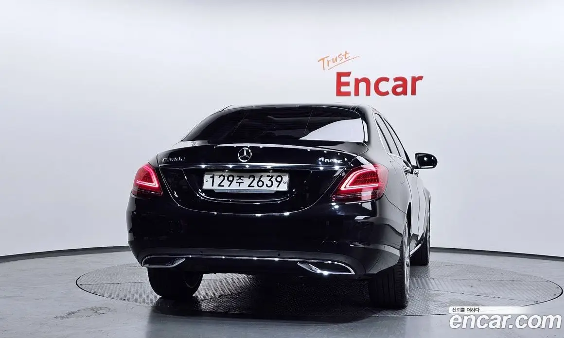 Mercedes-Benz C-Class 2020 1.9 автомат (гидро), фото 4 Mercedes-Benz C-Class 2020 1.9 автомат (гидро), фото 4