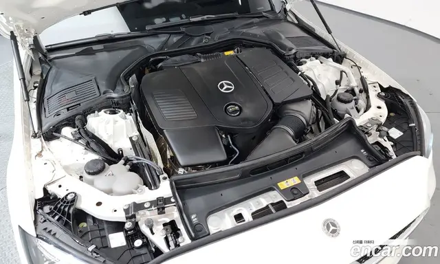 Mercedes-Benz C-Class 2023 2.0 автомат (гидро), миниатюра 6 Mercedes-Benz C-Class 2023 2.0 автомат (гидро), миниатюра 6