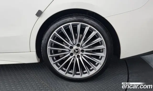 Mercedes-Benz C-Class 2023 2.0 автомат (гидро), миниатюра 7 Mercedes-Benz C-Class 2023 2.0 автомат (гидро), миниатюра 7
