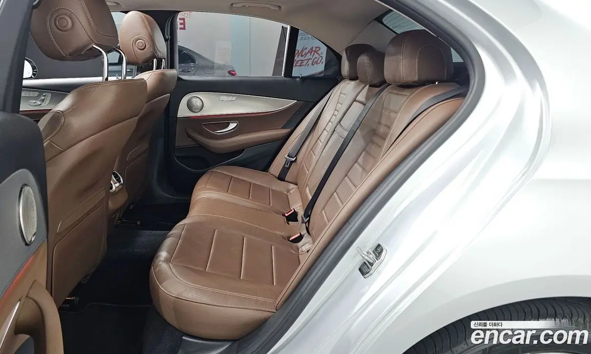 Mercedes-Benz E-Class 2017 3.0 автомат (гидро), фото 18 Mercedes-Benz E-Class 2017 3.0 автомат (гидро), фото 18